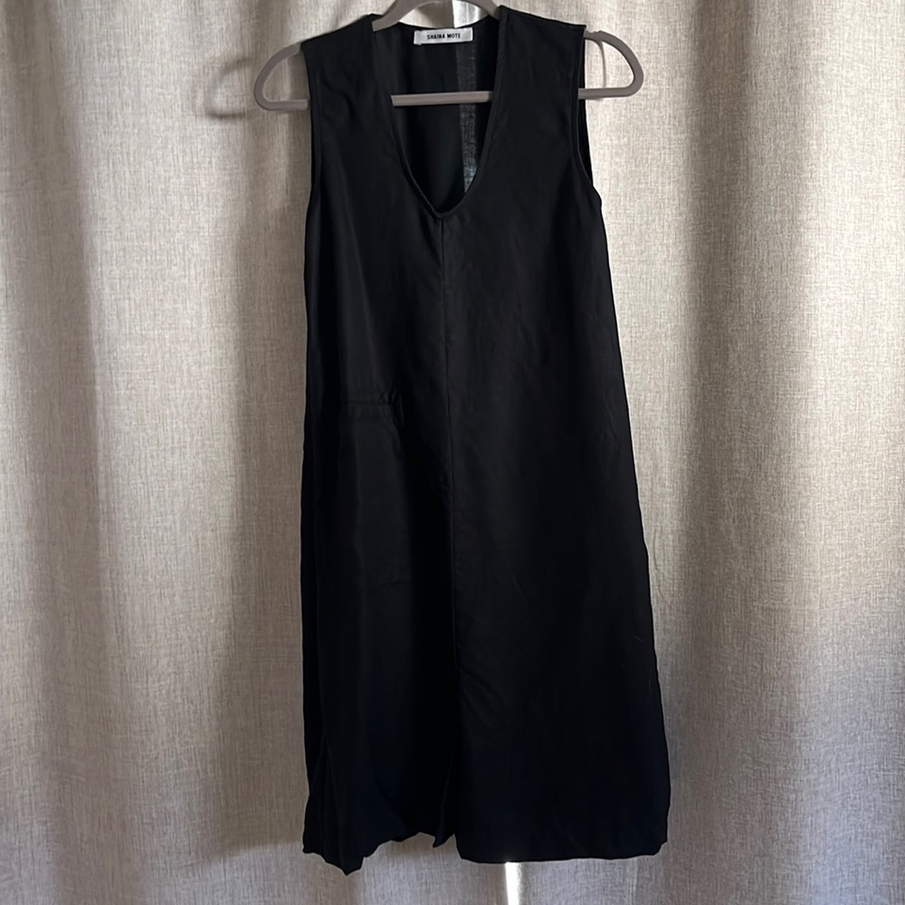Shaina Mote Black Sleeveless Linen Dress with Pocket